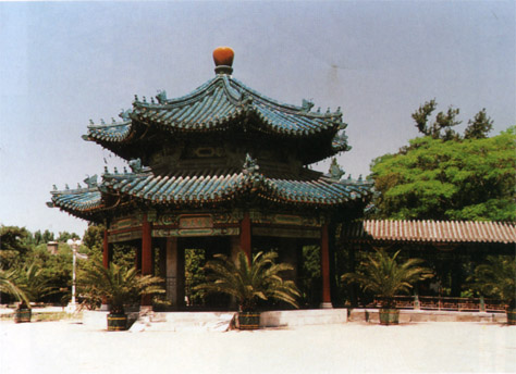 八根蘭亭貼柱今存北京中山公園