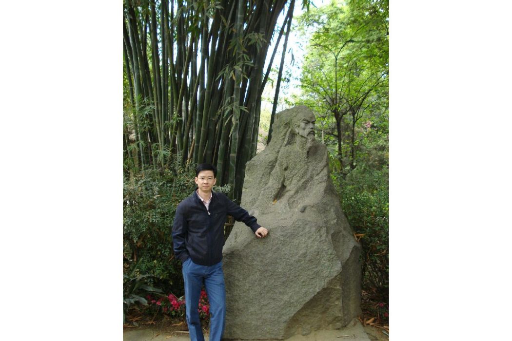 周雲松(西北民族大學醫學部副教授、碩士研究生導師、醫學部副主任) 周雲松(西北民族大學醫學部副教授、碩士研究生導師、醫學部副主任)
