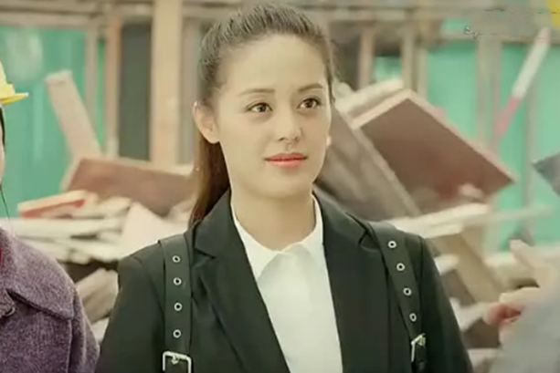 李春妮 李春妮