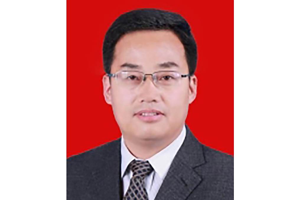 劉相偉(山東省日照市莒縣人力資源和社會保障局原局長) 劉相偉(山東省日照市莒縣人力資源和社會保障局原局長)