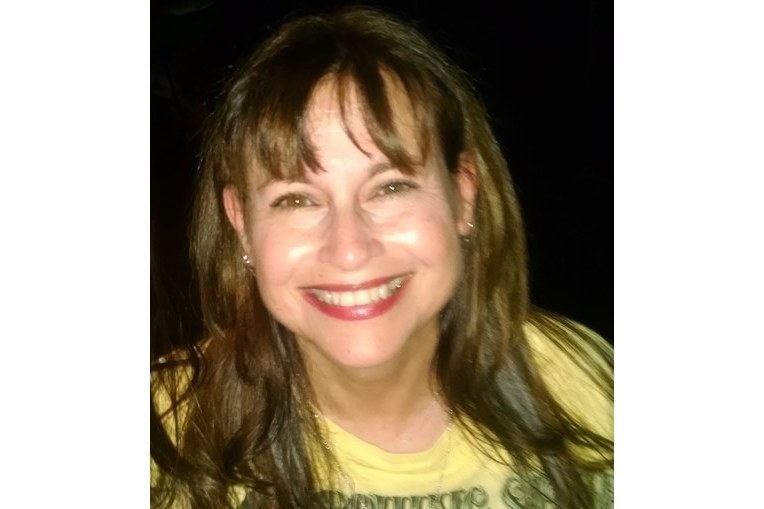 Amy Lippens Amy Lippens