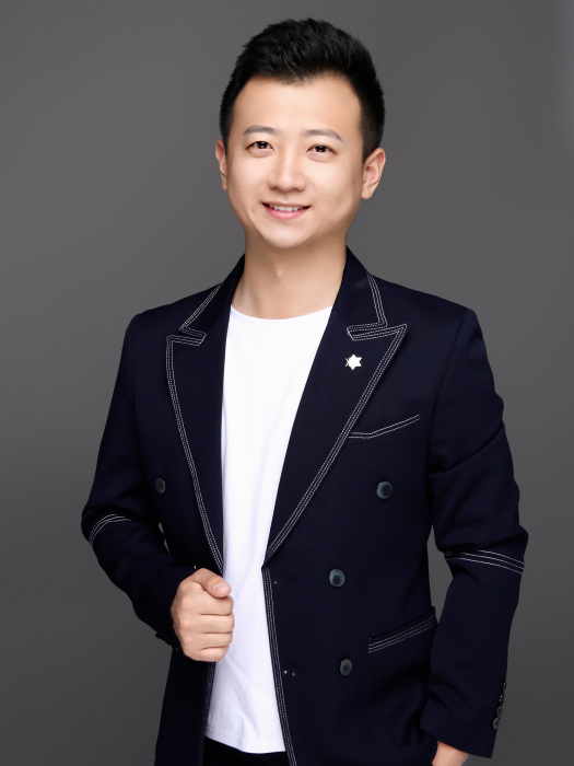 張瑞(太原中視藝優文化傳媒董事長) 張瑞(太原中視藝優文化傳媒董事長)