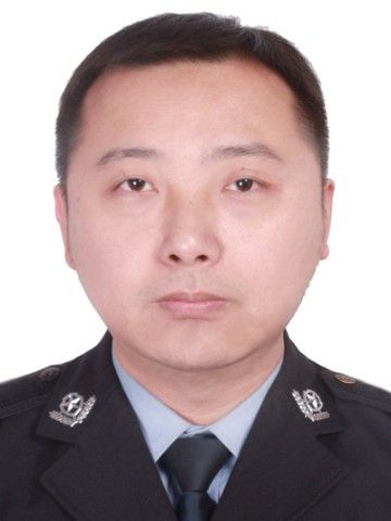 黃旭(赤水市公安局黨委委員、副局長、二級警長) 黃旭(赤水市公安局黨委委員、副局長、二級警長)