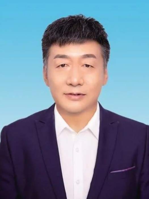王強(興安盟科右前旗動物疫病預防控制中心研究員)