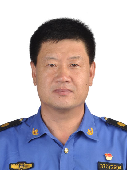 侯海波(山東省青州市綜合行政執法局黨組成員、市綜合行政執法大隊政委) 侯海波(山東省青州市綜合行政執法局黨組成員、市綜合行政執法大隊政委)