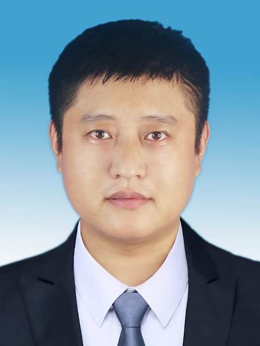 范超(山東省聊城市東昌府區民政局黨組成員、辦公室負責人) 范超(山東省聊城市東昌府區民政局黨組成員、辦公室負責人)