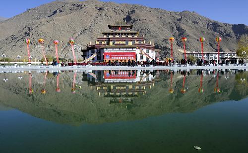 西藏佛學院遠景