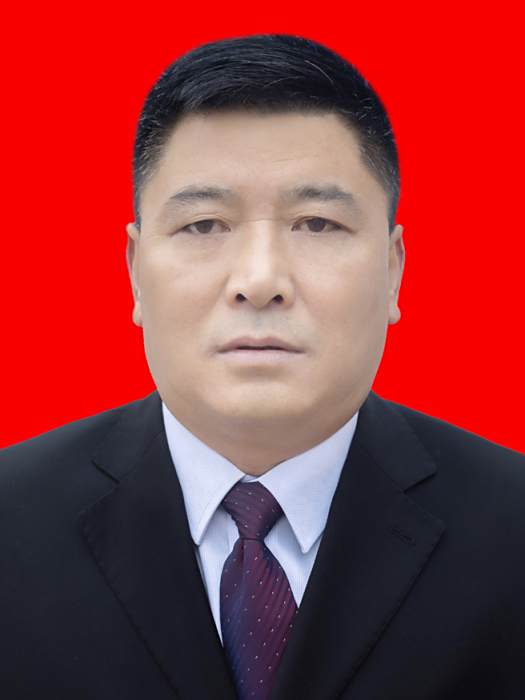 何文權(重慶市巫溪縣司法局黨組成員、副局長) 何文權(重慶市巫溪縣司法局黨組成員、副局長)