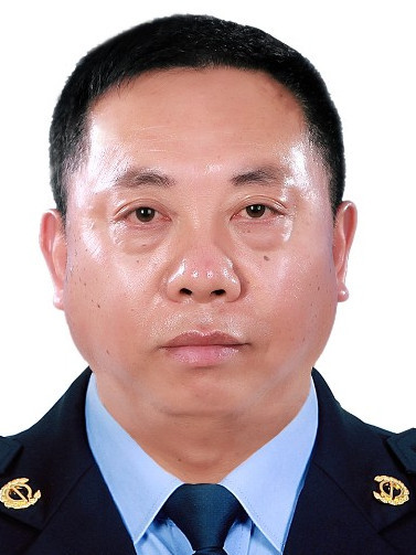 趙倫(貴州省餘慶縣市場監督管理局一級主任科員) 趙倫(貴州省餘慶縣市場監督管理局一級主任科員)