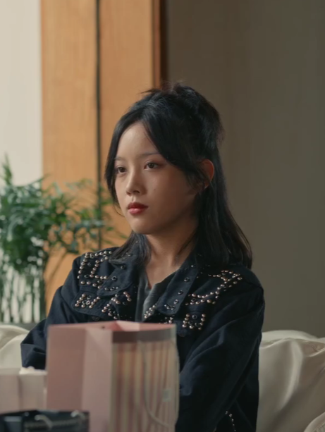 韓雯(刑偵題材劇《原罪》中的角色) 韓雯(刑偵題材劇《原罪》中的角色)