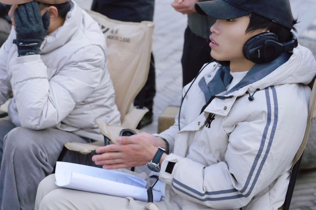 黃雪峰(中國影視導演、製片人、演員、出品人、監製、編劇) 黃雪峰(中國影視導演、製片人、演員、出品人、監製、編劇)
