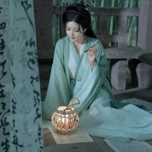 李明珠 李明珠