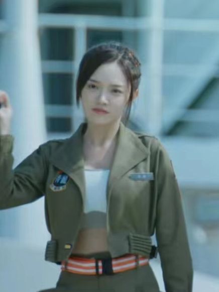 李倩(災難救援電影《怒海浩劫》中的角色) 李倩(災難救援電影《怒海浩劫》中的角色)