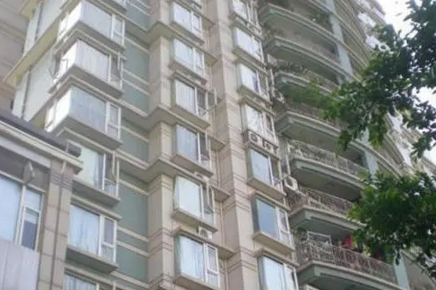 東界龍湖 東界龍湖