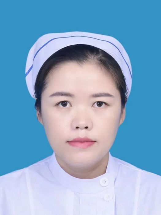 蘭蘭(第十四屆全國人大代表,雲南省普洱市孟連縣人民醫院ICU(重症醫學科)護士長) 蘭蘭(第十四屆全國人大代表,雲南省普洱市孟連縣人民醫院ICU(重症醫學科)護士長)