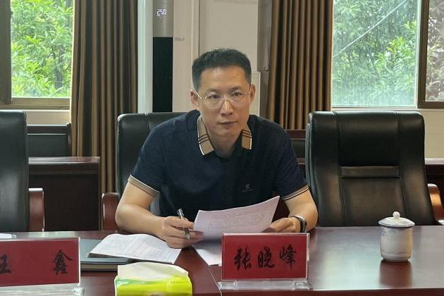 張曉峰(江西省吉水縣委常委、副縣長) 張曉峰(江西省吉水縣委常委、副縣長)