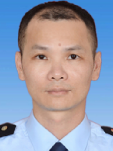 張健華(廣東省台山市衛生健康局黨組成員、市衛生監督所黨支部書記、所長) 張健華(廣東省台山市衛生健康局黨組成員、市衛生監督所黨支部書記、所長)