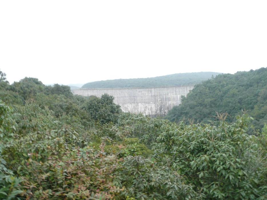 格渣村 格渣村