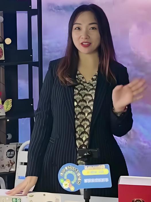 囍彤 囍彤