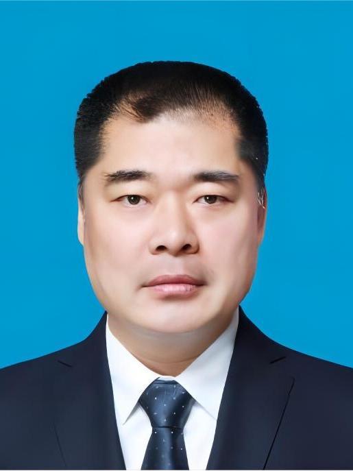 張群(聊城市自然資源和規劃局黨組成員、副局長) 張群(聊城市自然資源和規劃局黨組成員、副局長)