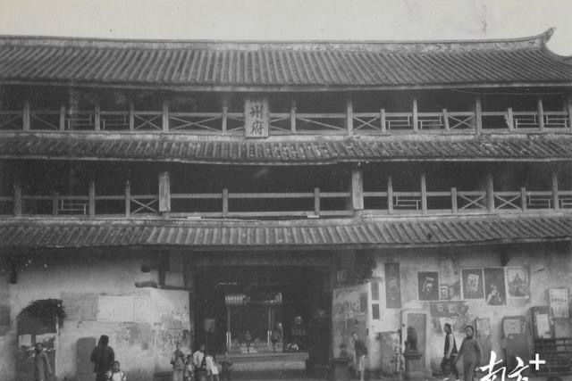 鎮海樓(古代潮州府衙) 鎮海樓(古代潮州府衙)