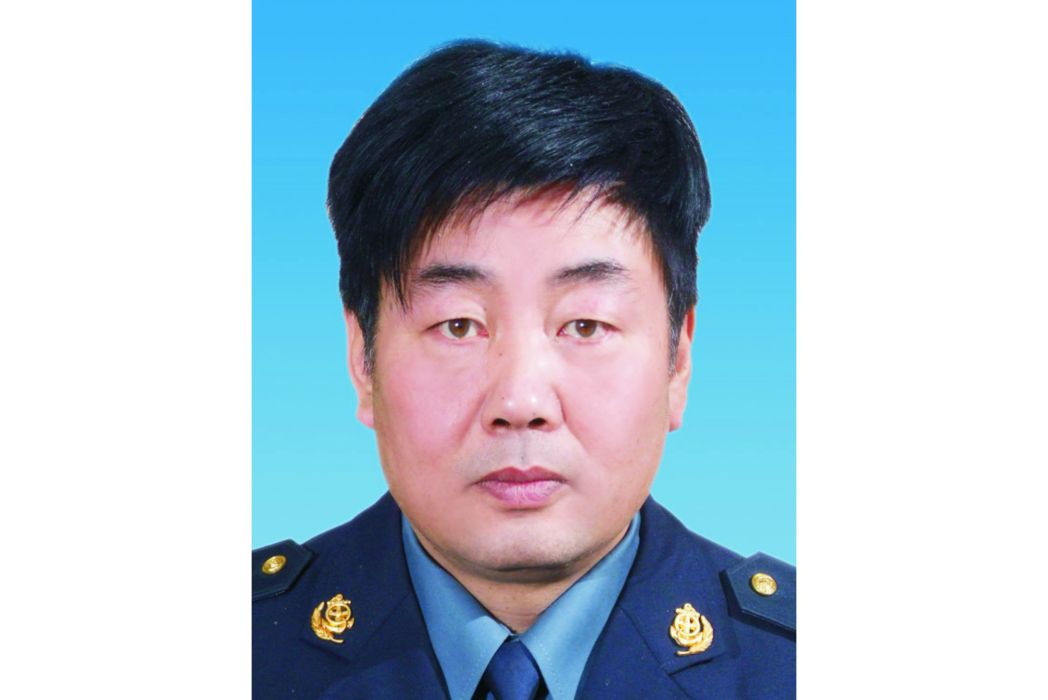 楊勝(河南省南陽市西峽縣交通運輸局黨委委員、交通運輸綜合行政執法大隊負責人) 楊勝(河南省南陽市西峽縣交通運輸局黨委委員、交通運輸綜合行政執法大隊負責人)