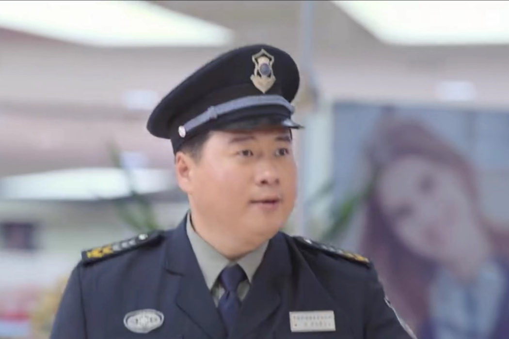 王鐵柱(《我們的生活充滿陽光》中的角色) 王鐵柱(《我們的生活充滿陽光》中的角色)