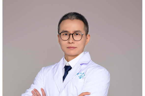 趙曉(廣東藥科大學附屬第一醫院醫生) 趙曉(廣東藥科大學附屬第一醫院醫生)