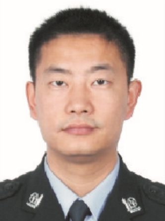 謝煒(射洪縣公安局黨委委員、指揮中心主任) 謝煒(射洪縣公安局黨委委員、指揮中心主任)