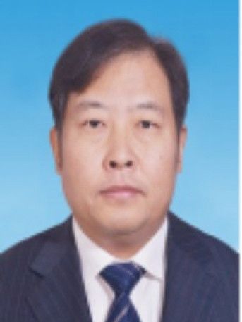 張浩然(濟寧市政府投融資服務中心黨組成員、副主任) 張浩然(濟寧市政府投融資服務中心黨組成員、副主任)