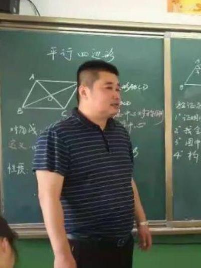 張銳(陝西省鹹陽市旬邑縣城關中學支教教師) 張銳(陝西省鹹陽市旬邑縣城關中學支教教師)