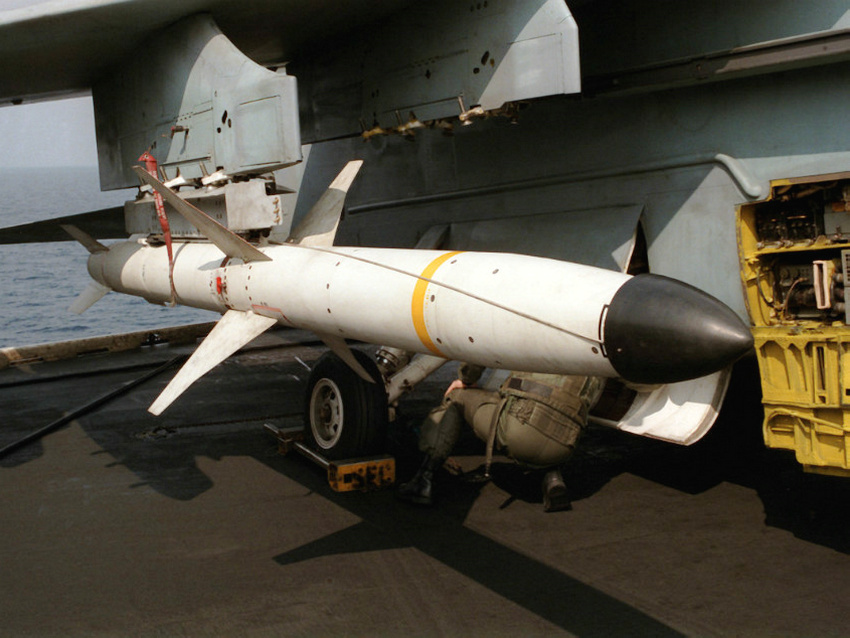 AGM-88反輻射飛彈