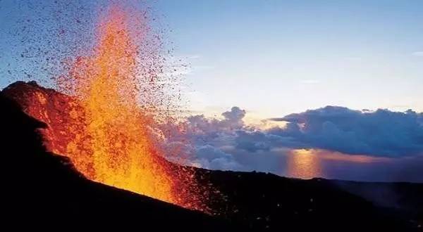 火山資源
