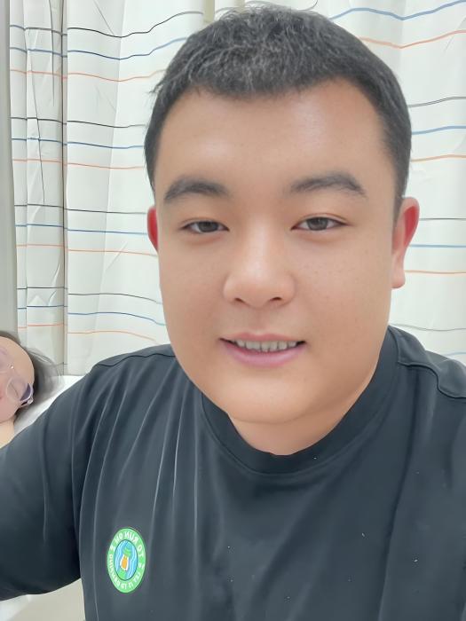 毛毛君✌️ 毛毛君✌️