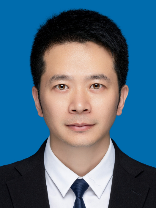 方坤(重慶市合川區委教育工委委員、區教委副主任) 方坤(重慶市合川區委教育工委委員、區教委副主任)