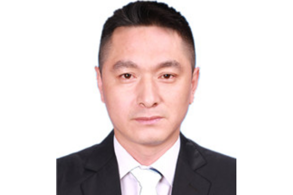 羅濤(貴州省遵義市紅花崗區長征街道黨工委副書記、辦事處主任) 羅濤(貴州省遵義市紅花崗區長征街道黨工委副書記、辦事處主任)
