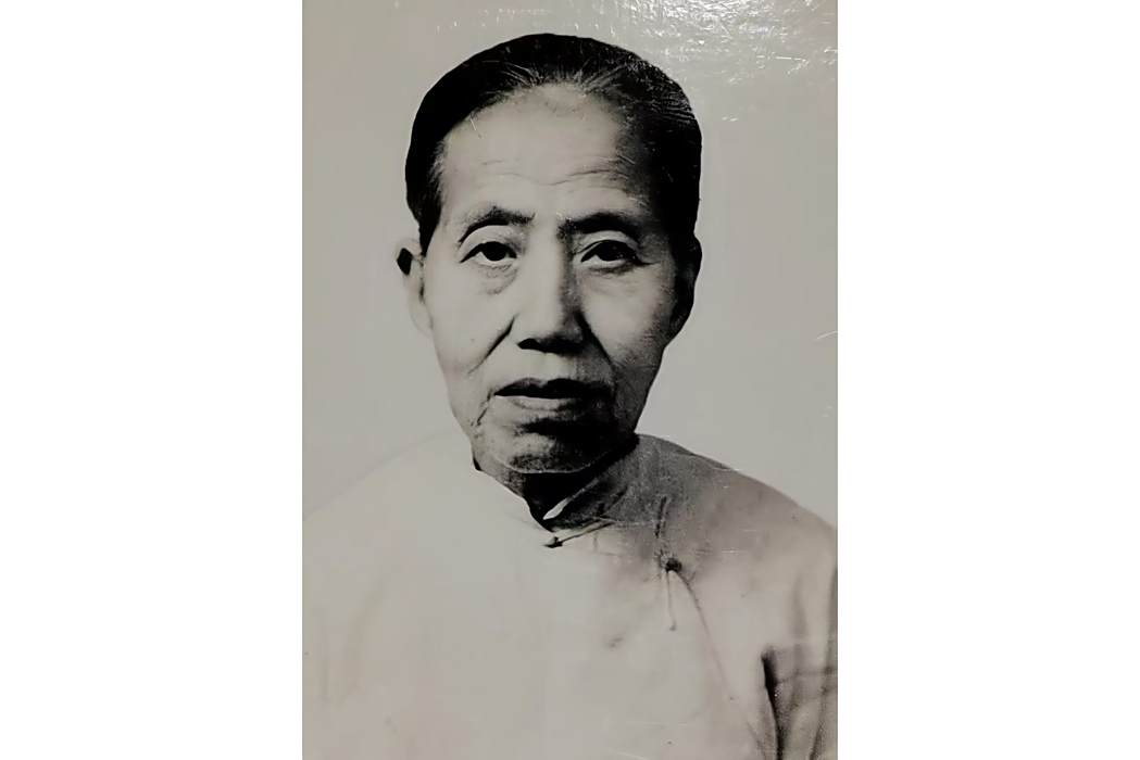 張鳳魁(馮鵬翥的妻子) 張鳳魁(馮鵬翥的妻子)