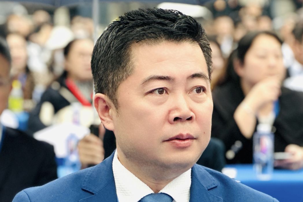 林鵬(法國專場暨中歐論壇承辦方負責人、歐洲湖北商會會長) 林鵬(法國專場暨中歐論壇承辦方負責人、歐洲湖北商會會長)