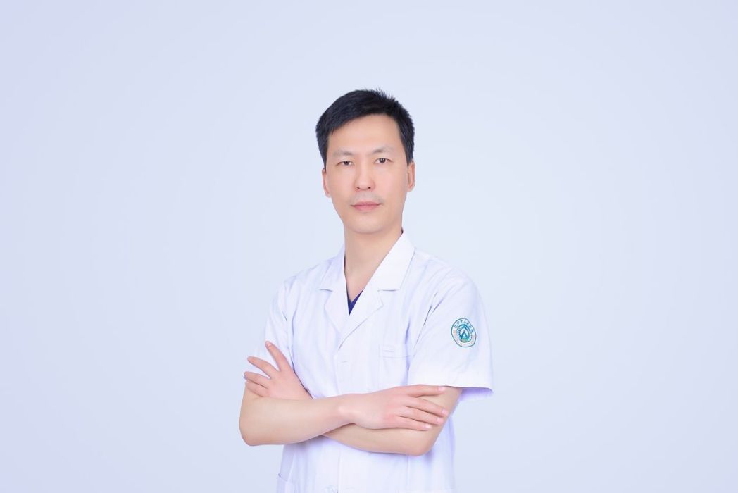 李強(卓美醫療美容執業醫生) 李強(卓美醫療美容執業醫生)