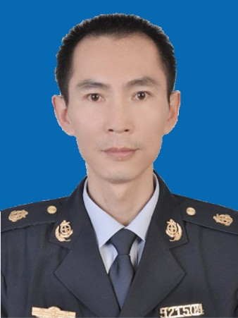 彭楠(貴陽市白雲區交通運輸局副局長) 彭楠(貴陽市白雲區交通運輸局副局長)