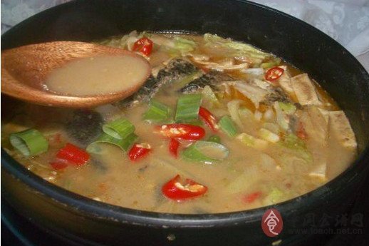 黑魚醬湯 黑魚醬湯