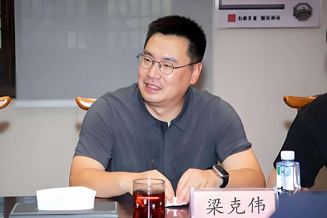 梁克偉 梁克偉