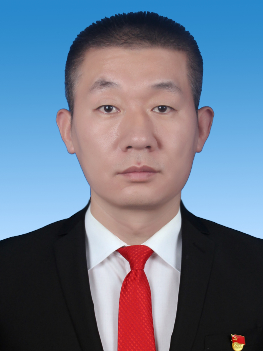 張兆峰(新疆維吾爾自治區克孜勒蘇柯爾克孜自治州阿克陶縣交通運輸綜合行政執法大隊副大隊長、三級主辦) 張兆峰(新疆維吾爾自治區克孜勒蘇柯爾克孜自治州阿克陶縣交通運輸綜合行政執法大隊副大隊長、三級主辦)