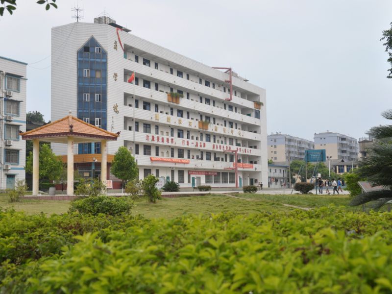 柳州地區技工學校