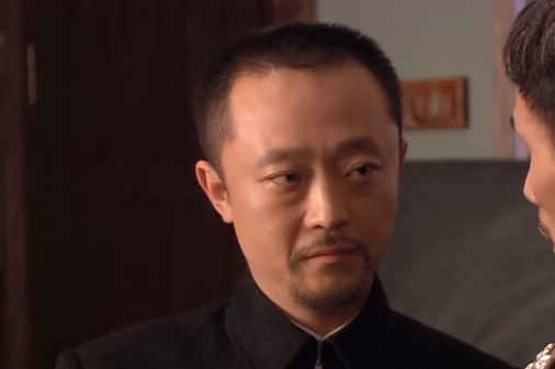 丁峻峰(諜戰劇《黎明之前》中的角色) 丁峻峰(諜戰劇《黎明之前》中的角色)