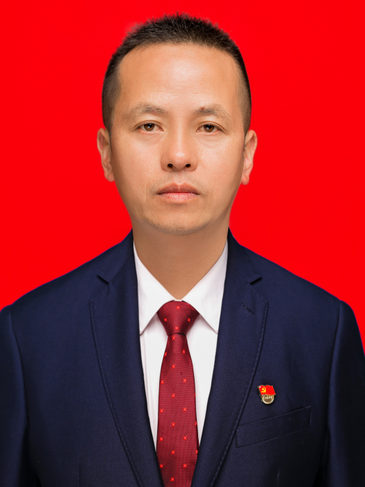 龍慶軍(湖南省湘西土家族苗族自治州花垣縣紀委常委、縣監委委員) 龍慶軍(湖南省湘西土家族苗族自治州花垣縣紀委常委、縣監委委員)