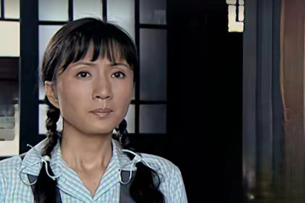 羅青(驚悚懸疑劇《食人魚事件》中的角色) 羅青(驚悚懸疑劇《食人魚事件》中的角色)