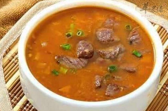 煨牛肉湯 煨牛肉湯