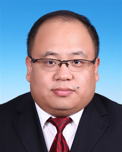毛向春 毛向春
