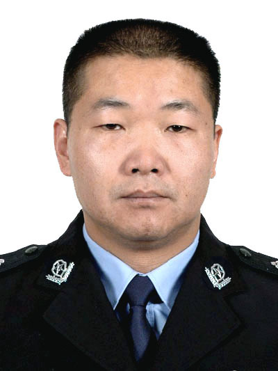 陳智(廣東省珠海市公安局黨委委員、副局長)